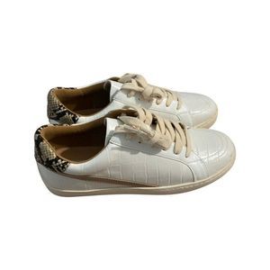 White Raven Size 9 Women's Sneakers
